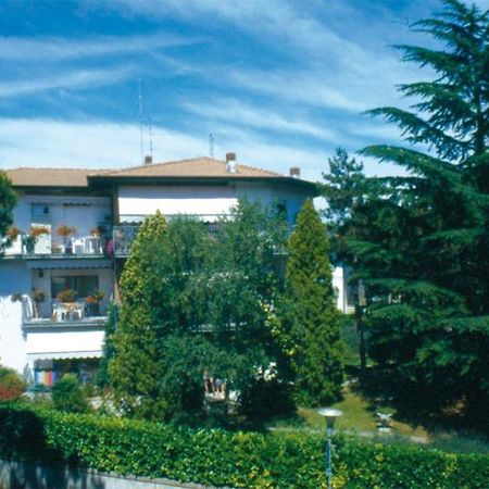 Villa Adria Lignano Sabbiadoro Bagian luar foto