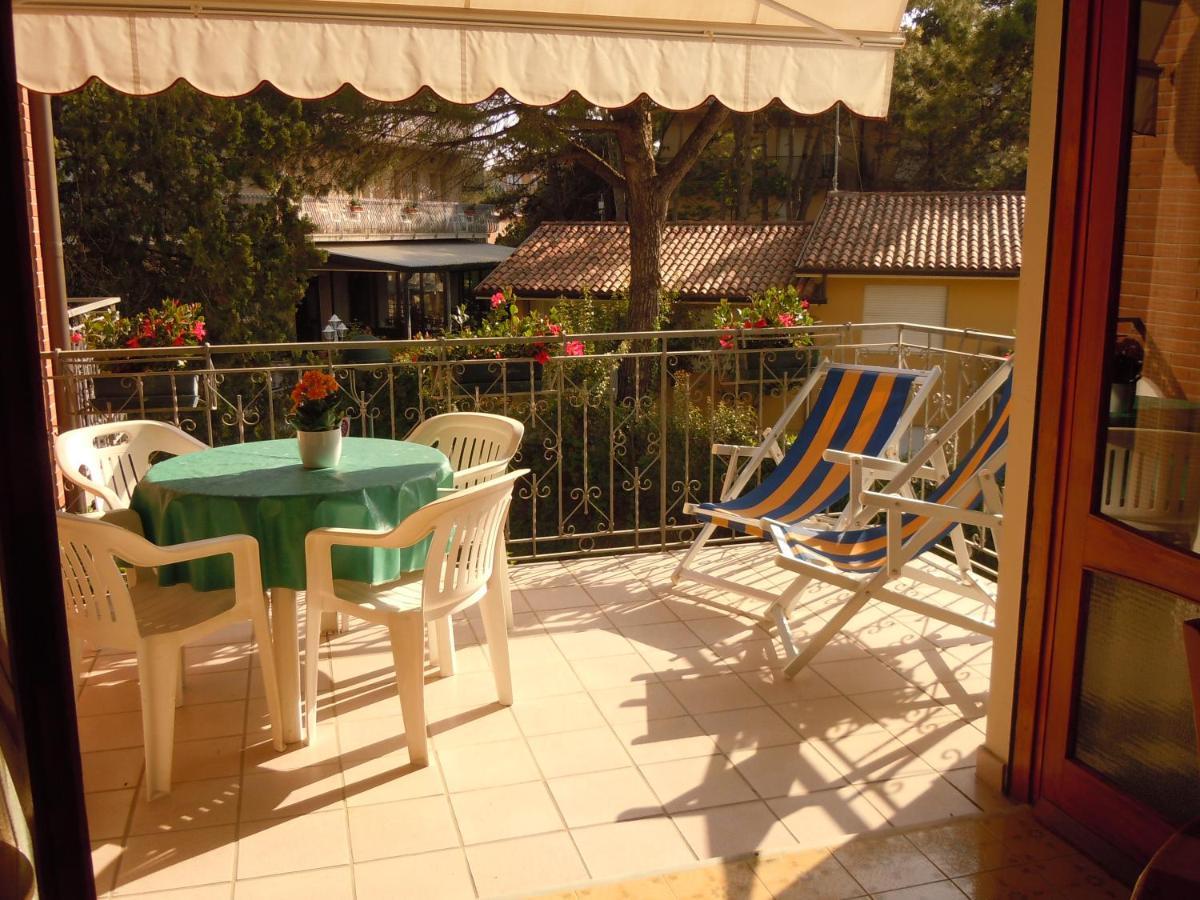 Villa Adria Lignano Sabbiadoro Bagian luar foto