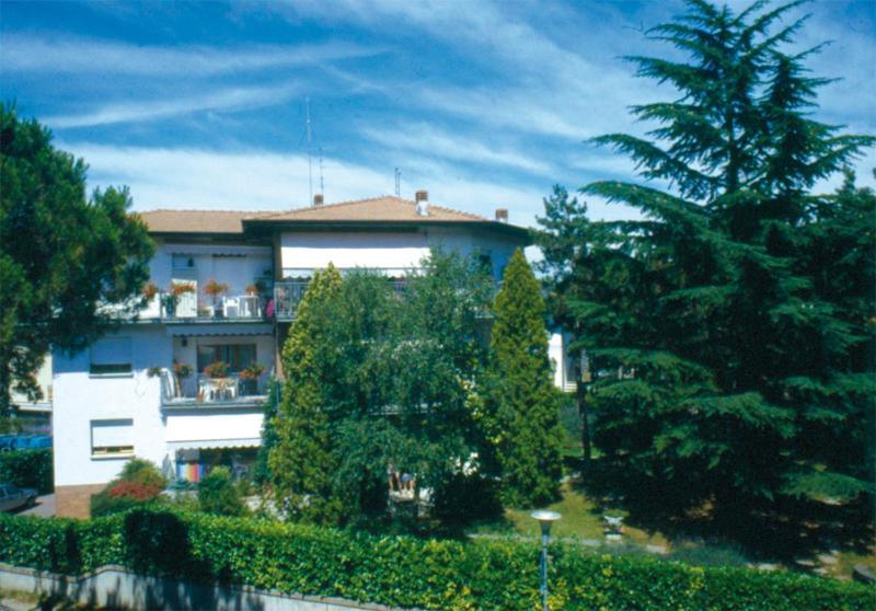 Villa Adria Lignano Sabbiadoro Bagian luar foto